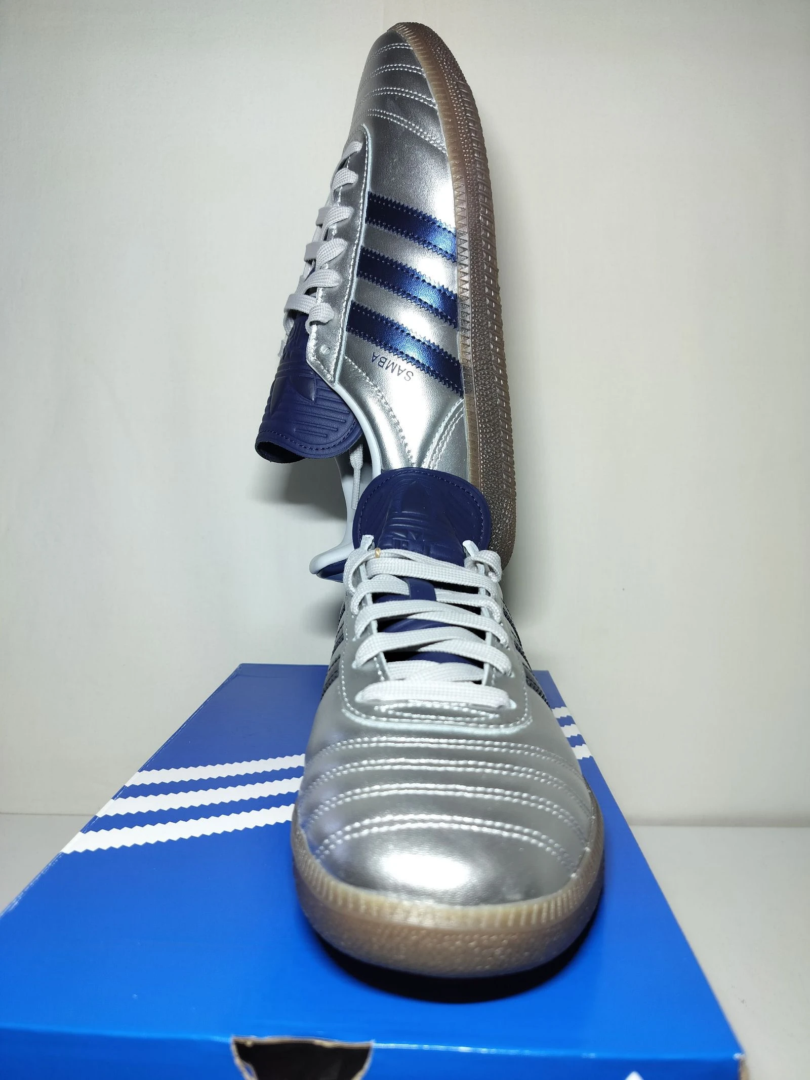 Adidas Samba New 42 Sneakers Original Unisexe Femmes Hommes Tendance Tenue Vintage Premium Rétro Y2K – photo 15